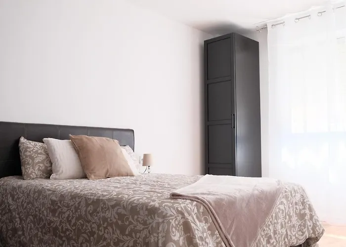 Precioso Piso En El Centro De Appartement Moaña